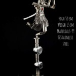 Skulptur Samurai mit Uhr