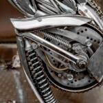 Skulptur Hund - Ansicht von links